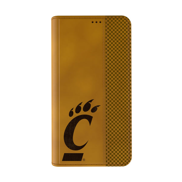 University of Cincinnati Bearcats Burn iPhone Folio Phone Case Closed.Jpg