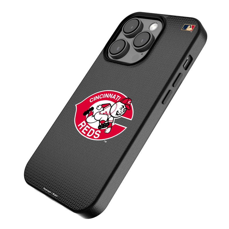 Cincinnati Reds 1974-1992 - Cooperstown Collection Linen iPhone MagSafe Compatible Phone Case Iso.Jpg