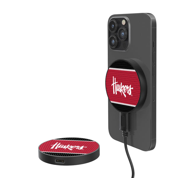 University of Nebraska Huskers Mesh 15-Watt Wireless Magnetic Charger