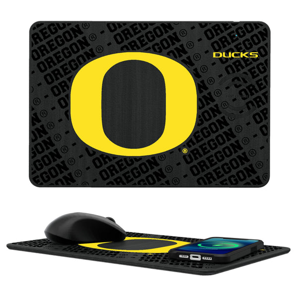 University of Oregon Ducks Monocolor Tilt 15-Watt Wireless Charger and Mouse Pad