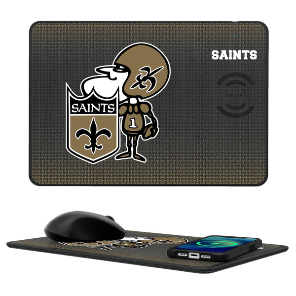 New Orleans Saints Historic Collection Linen 15-Watt Wireless Charger and Mouse Pad