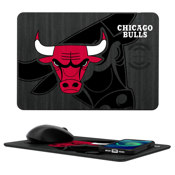 Chicago Bulls Monocolor Tilt 15-Watt Wireless Charger and Mouse Pad