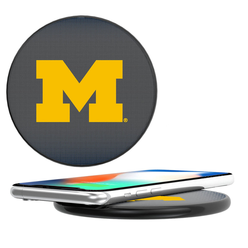 University of Michigan Wolverines Linen 15-Watt Wireless Charger