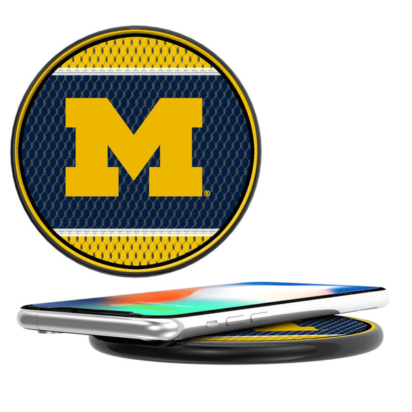 University of Michigan Wolverines Mesh 15-Watt Wireless Charger