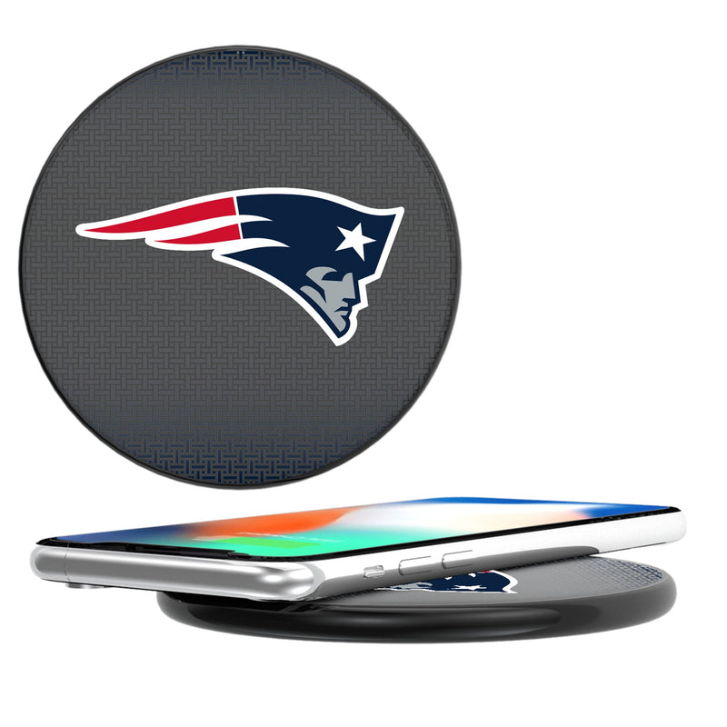 New England Patriots Linen 15-Watt Wireless Charger