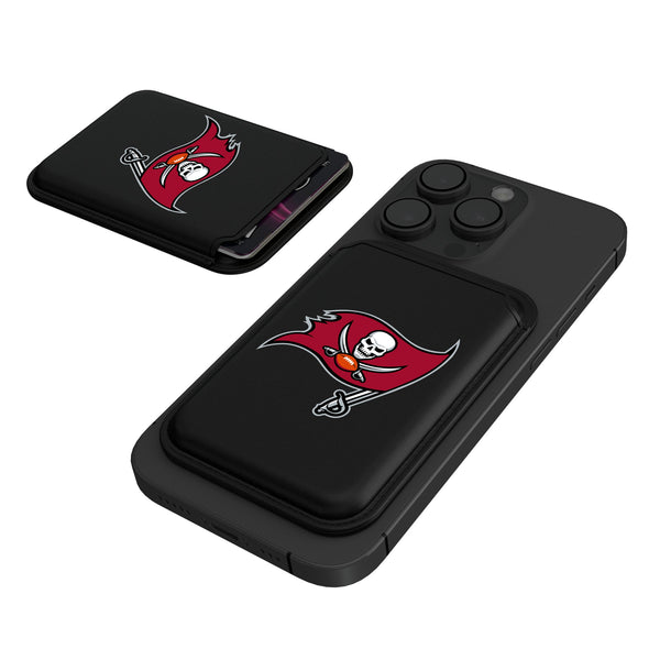 Tampa Bay Buccaneers Insignia Black Magnetic Credit Card Wallet