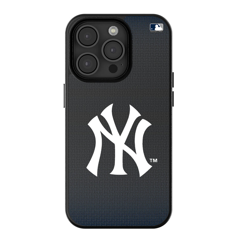 New York Yankees Linen iPhone MagSafe Compatible Phone Case