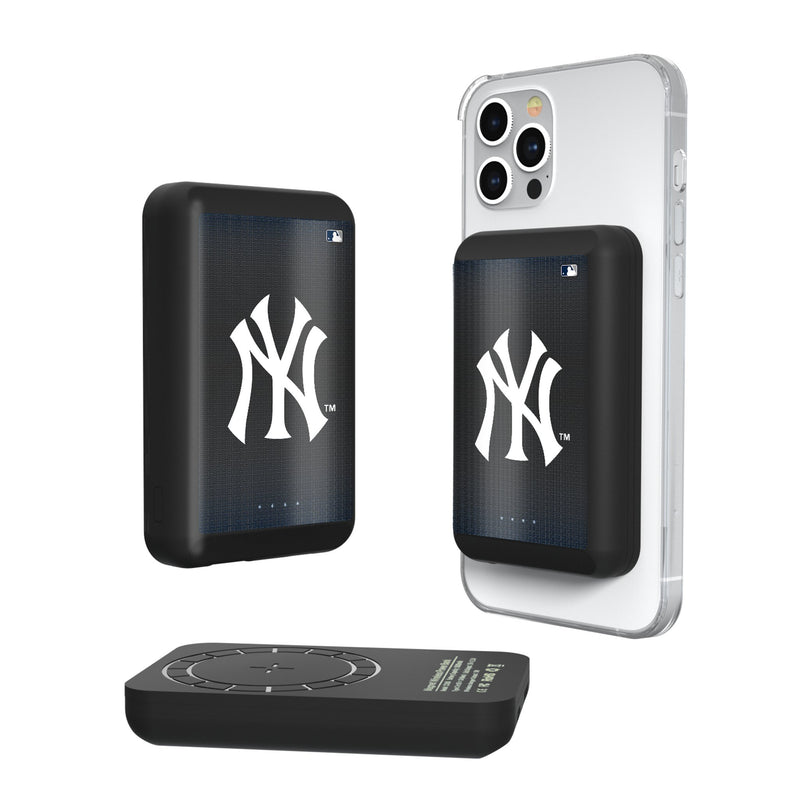 New York Yankees Linen Wireless Mag Power Bank